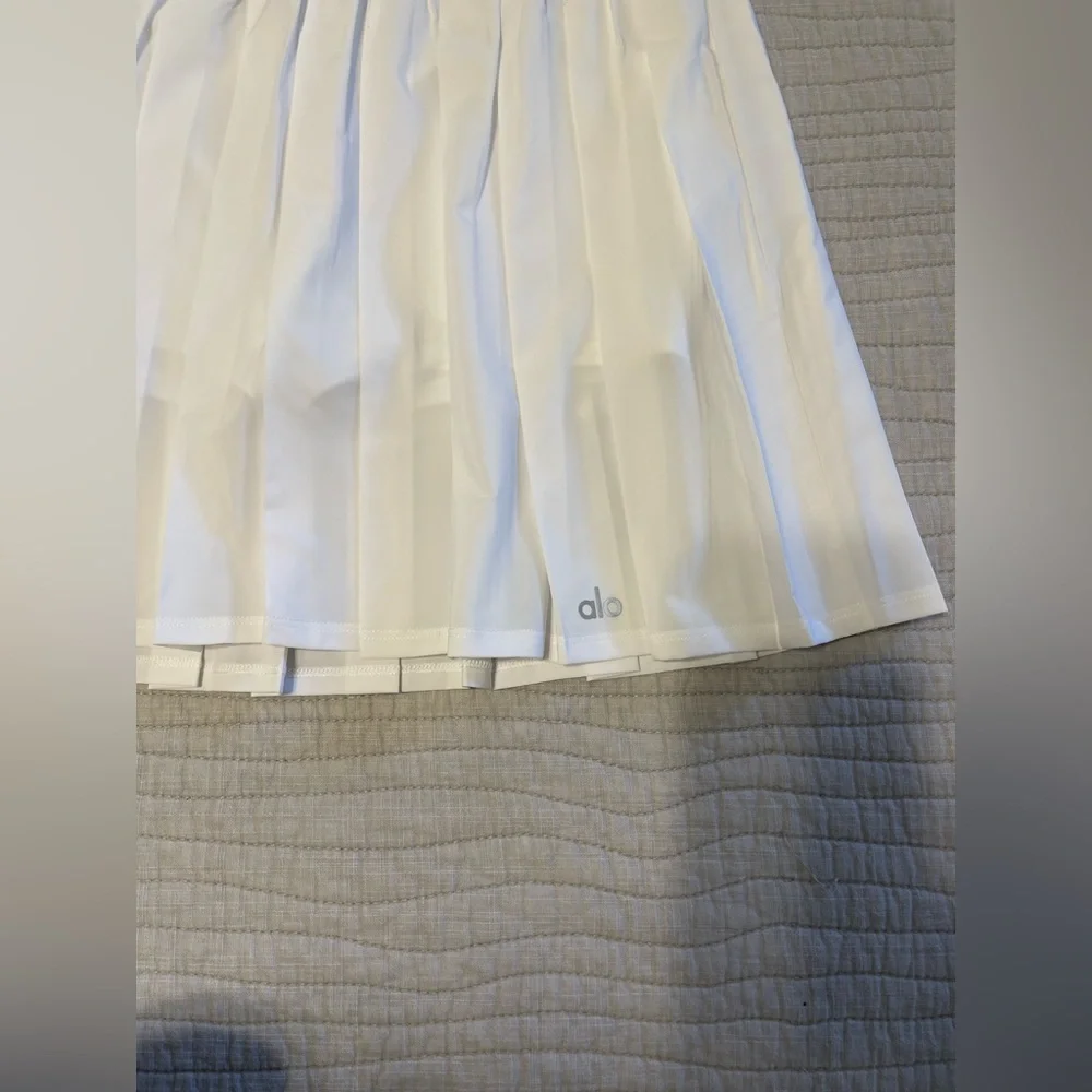ALO Yoga White Mini Skirt